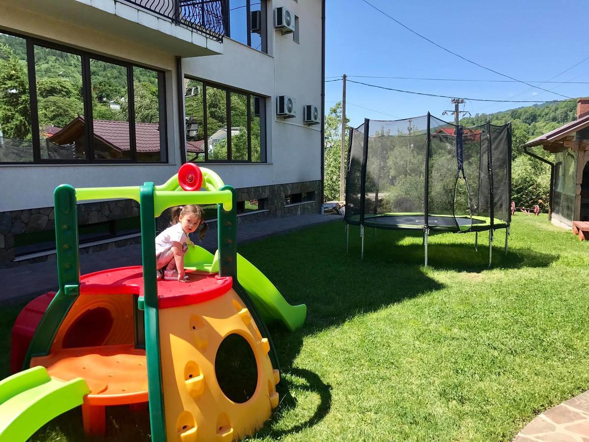 Pensiunea Royal Borşa Eksteriør billede